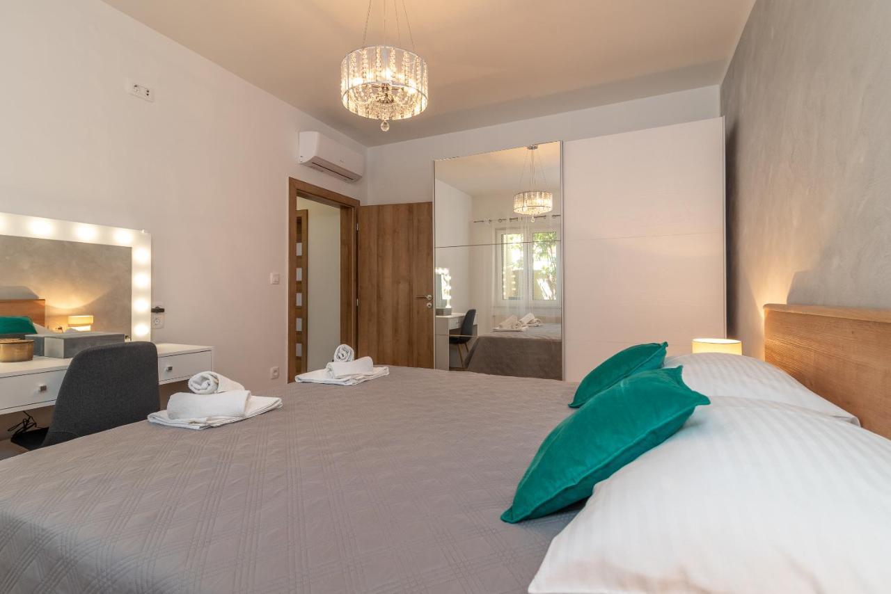 Apartments Villa Magdalena Τρογκίρ Εξωτερικό φωτογραφία